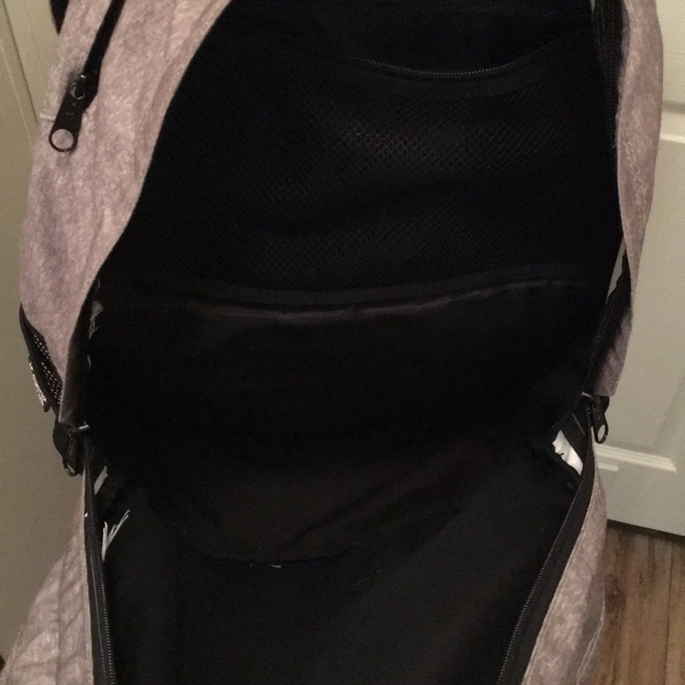 Pink  backpack - Picture 5 of 7